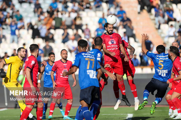 استقلال-نساجی؛نبرد جام اولی‌ها/شروع آبی‌ها برای رسیدن به پرسپولیس