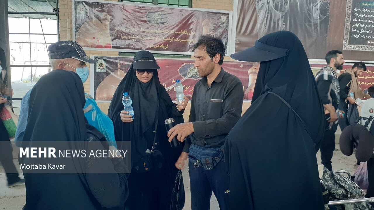 تردد در مرزها عادی شد/ آمار زائران ۲.۶میلیون نفر/آغاز موج بازگشت