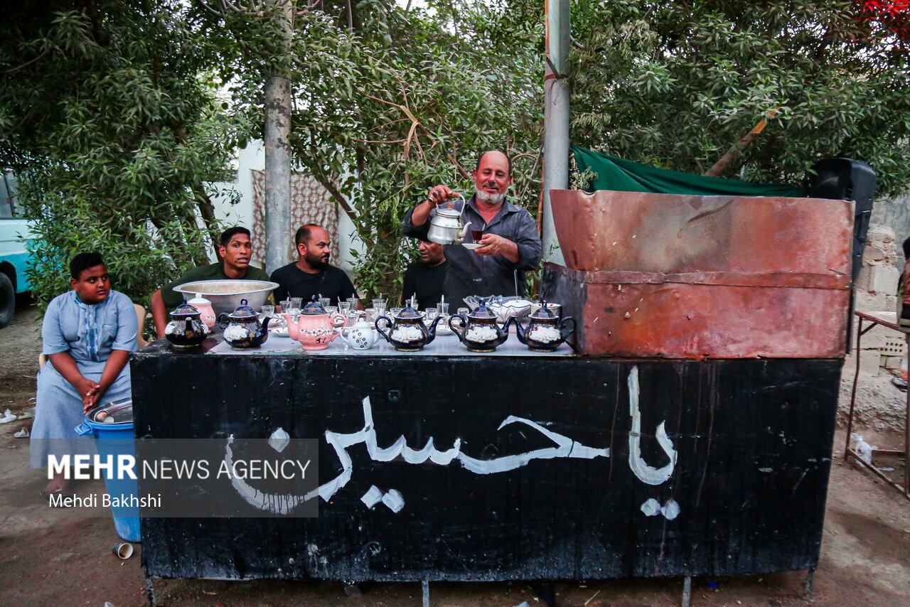 تردد در مرزها عادی شد/ آمار زائران ۲.۶میلیون نفر/آغاز موج بازگشت