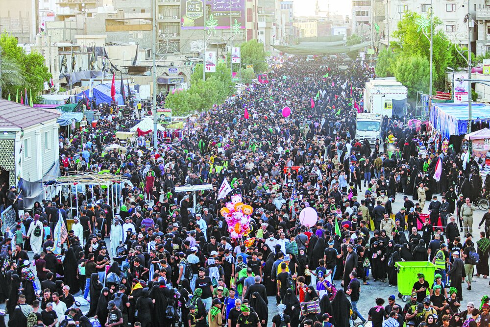 Huge crowd flocking for Arbaeen pilgrimage