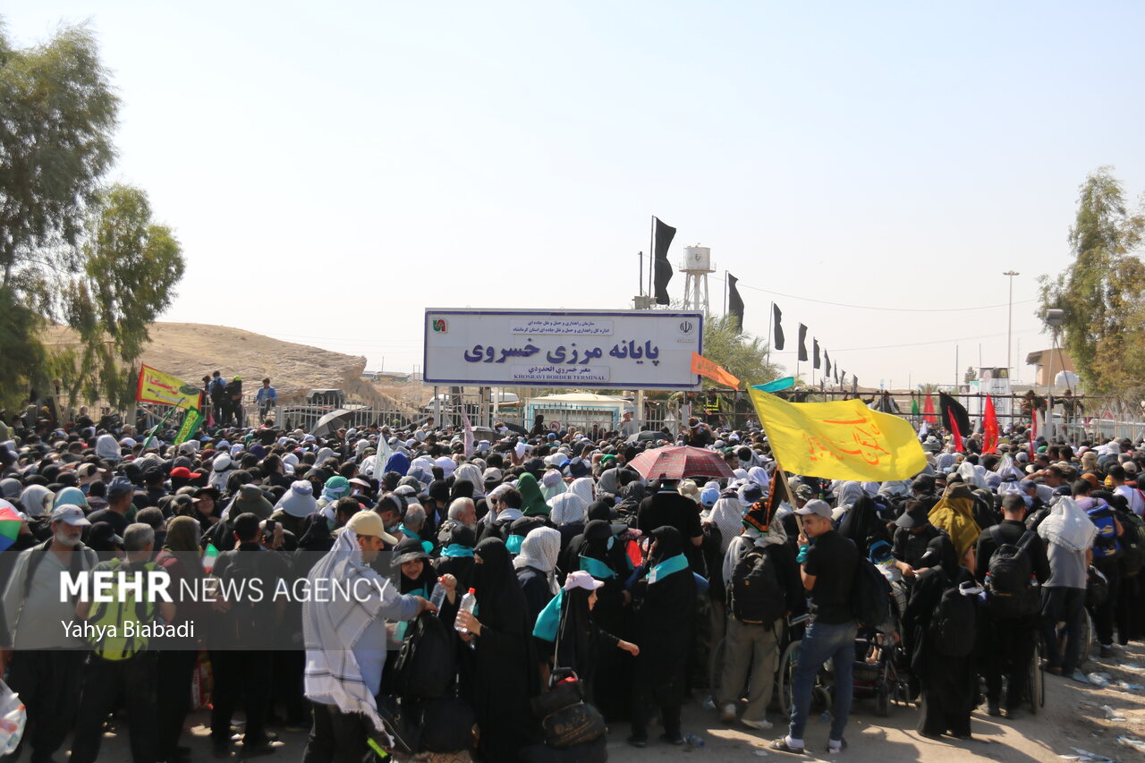 مرزها مسدود؛ ازدحام برقرار/ رئیسجمهور پیگیر وضعیت تردد زائران