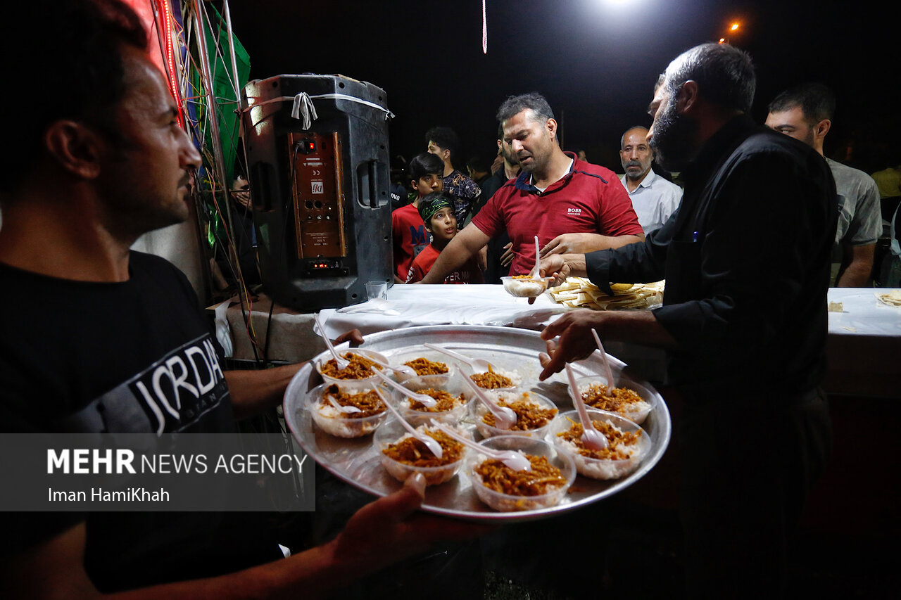 تردد در مرزها عادی شد/ آمار زائران ۲.۶میلیون نفر/آغاز موج بازگشت