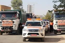 اعزام ۲۰ دستگاه ماشین آلات سنگین از فارس به مرز مهران
