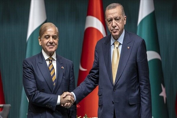 Pakistan Başbakanı Türkiye yolunda