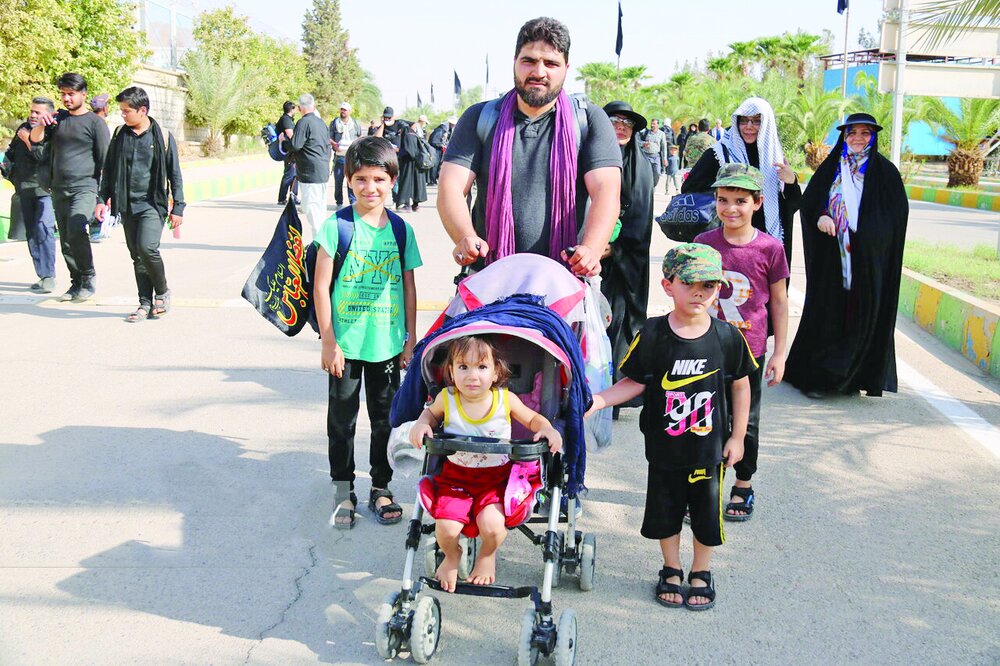 Families go on Arbaeen pilgrimage
