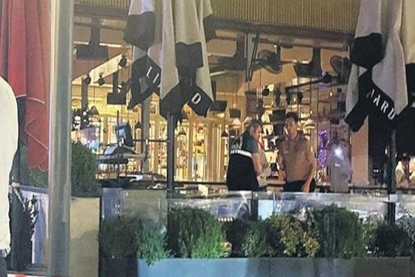Shooting in shopping mall in Istanbul injured six people