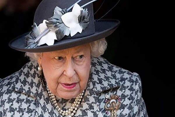 استاد دانشگاه آمریکایی: امیدوارم عذاب ملکه انگلیس دردناک باشد