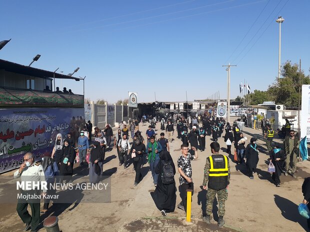 صدور برگ خروج و گذر موقت برای دارندگان بلیت / خروج 3 میلیون زائر