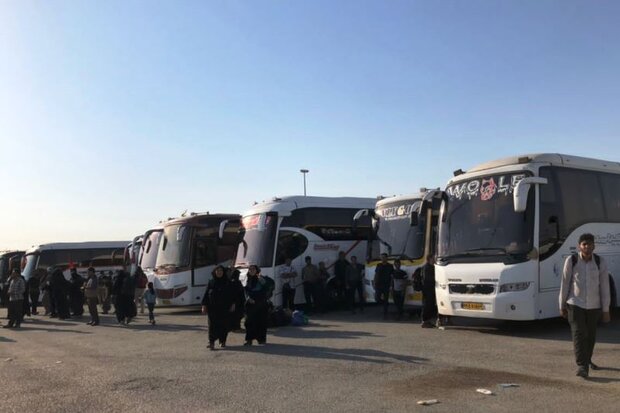 آمادگی اتوبوس ها برای انتقال زائران در شلمچه 
