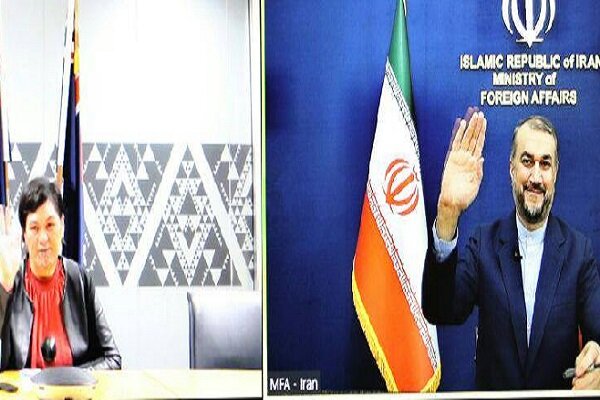 Iran, New Zealand FMs discuss ties, regional devlopments