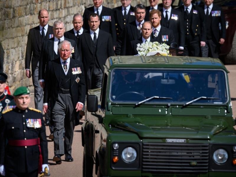 Pricey British royal change during financial crisis