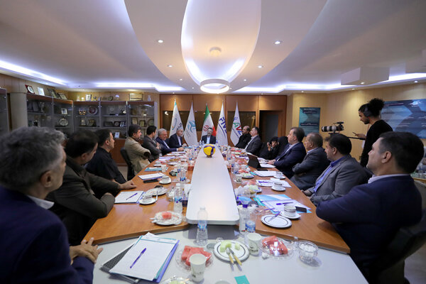 والیبال ایران در مسیر موفقیت بدون ستارهها / قدم رو به جلوی بانوان