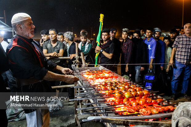 آغاز خدمت به زوار در خوزستان/شورحسینی در شلمچه و چذابه موج میزند