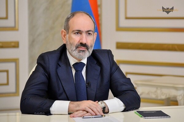 Paşinyan Pezeşkiyan'ı tebrik etti Paşinyan Pezeşkiyan'ı tebrik etti
