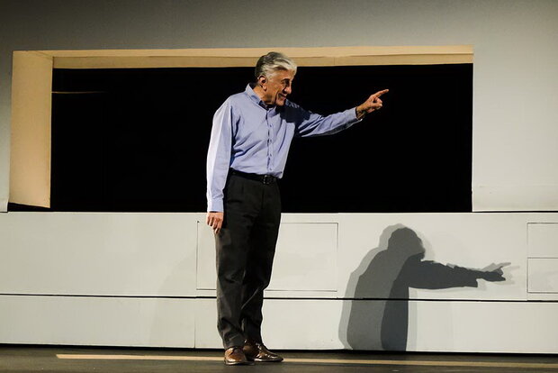 امیدواریم تئاتر شهر با «پدر» همراهی کند/ وضعیتی معلق و مبهم