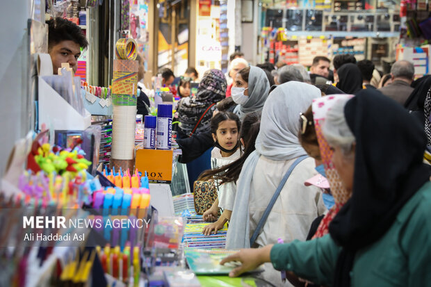 مشق پشت میز گرانی/ نرخ نوشت افزار در شیراز  ۳۰درصد افزایش یافت