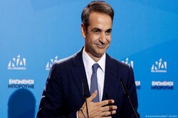 Yunanistan'da Mitsotakis'tan seçim zaferi
