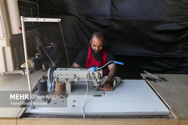 A Mawkib that provides sewing services