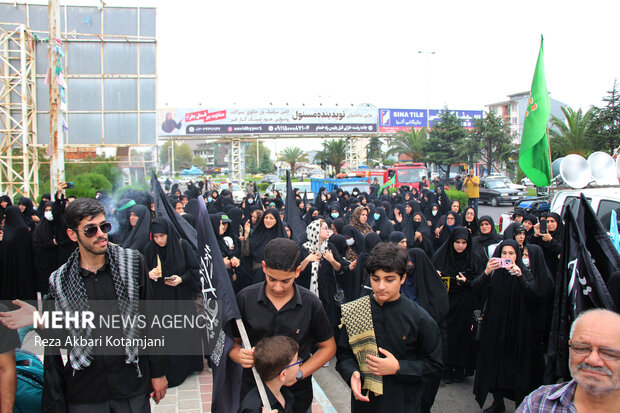 حضور پر شور تهرانی ها در راهپیمایی جا ماندگان اربعین/ همه آمدند