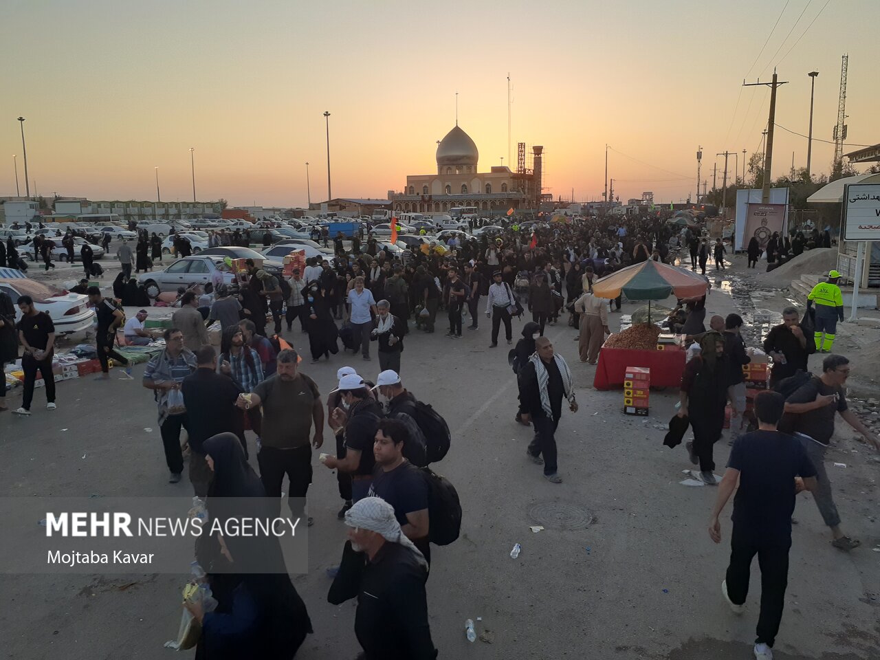 آمار تردد در مرزها/معطلی زواربدون گذرنامه/کدام محورهاپرترافیک است