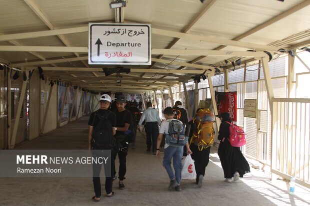 ضوابط و مقررات خروج از کشور مشمولان دانشآموز و طلاب