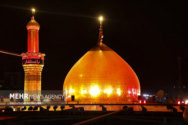 شب اربعین در حرم اباعبدالله