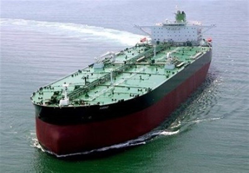 Oil tanker
