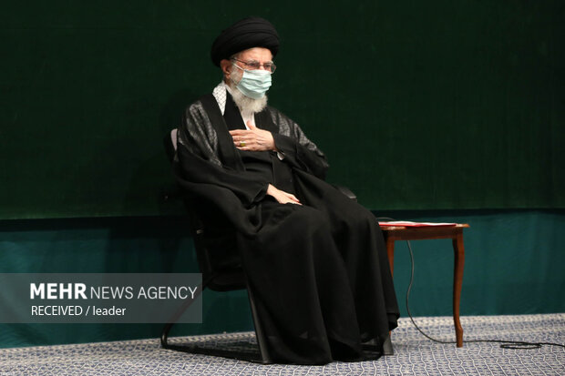 Ayetullah Hamanei'nin huzurunda Erbain Matemi Töreni Ayetullah Hamanei'nin huzurunda Erbain Matemi Töreni