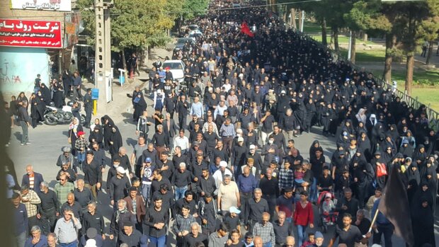 پیاده‌روی جاماندگان اربعین حسینی در نیشابور برگزار شد