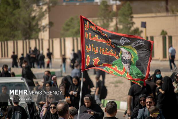  راهپیمایی قافله جاماندگان اربعین حسینی در کاشان