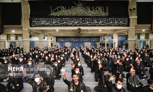 Ayetullah Hamanei'nin huzurunda Erbain Matemi Töreni