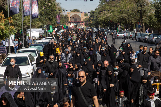 مراسم پیاده روی دلدادگان حسینی در قزوین برگزار می‌شود