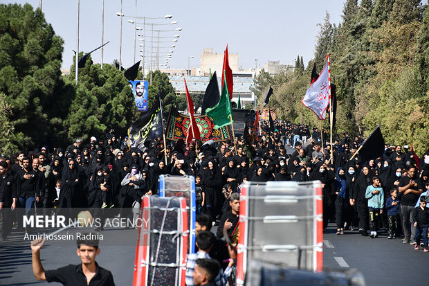 جاماندگان اربعین در بیرجند