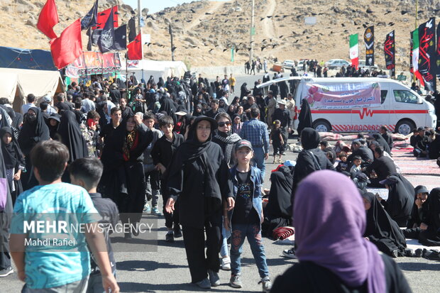 250 هەزار زیارەتکار لە سنووری باشماخەوە دەچنە  کەربەلا