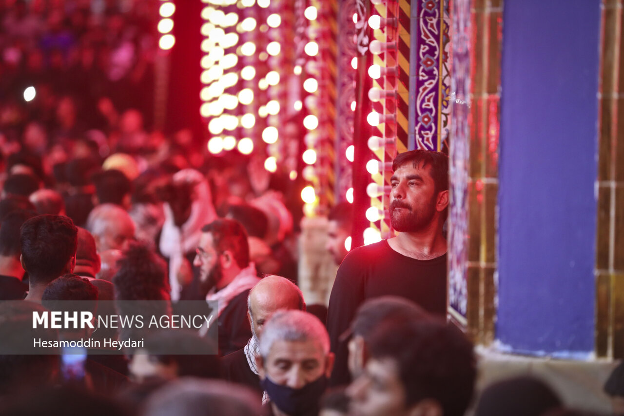 کربلا مملو از زائران اربعین/ روی خط «مهر» به زیارت برویم!
