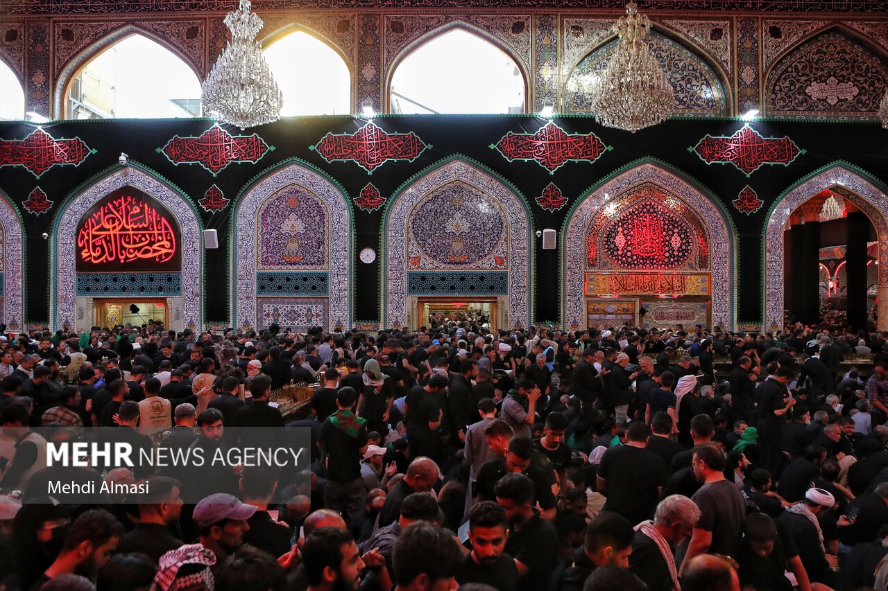 خروش میلیونی امت حسینی در کربلا؛ بین‌الحرمین سراسر «لبیک یا حسین»