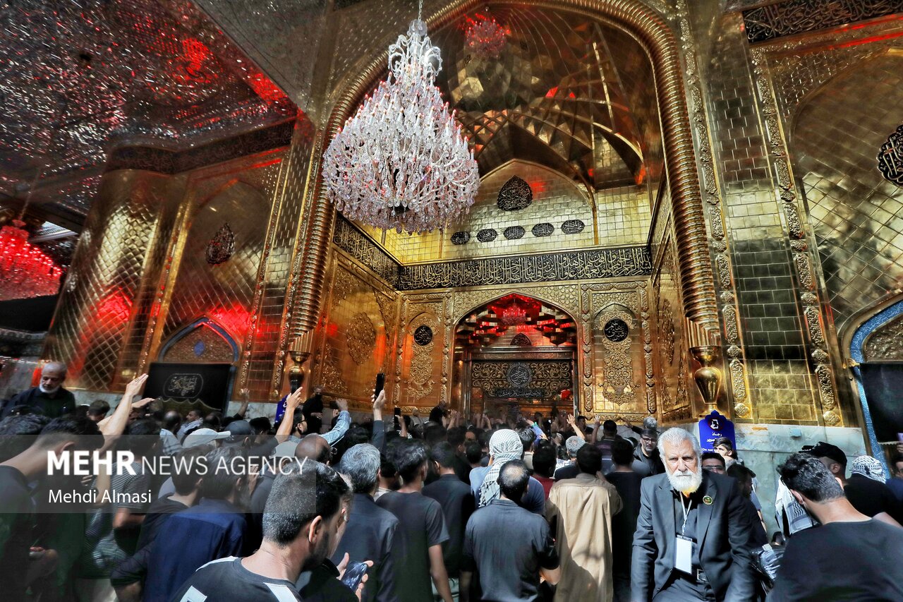 خروش میلیونی امت حسینی در کربلا؛ بینالحرمین سراسر «لبیک یا حسین»