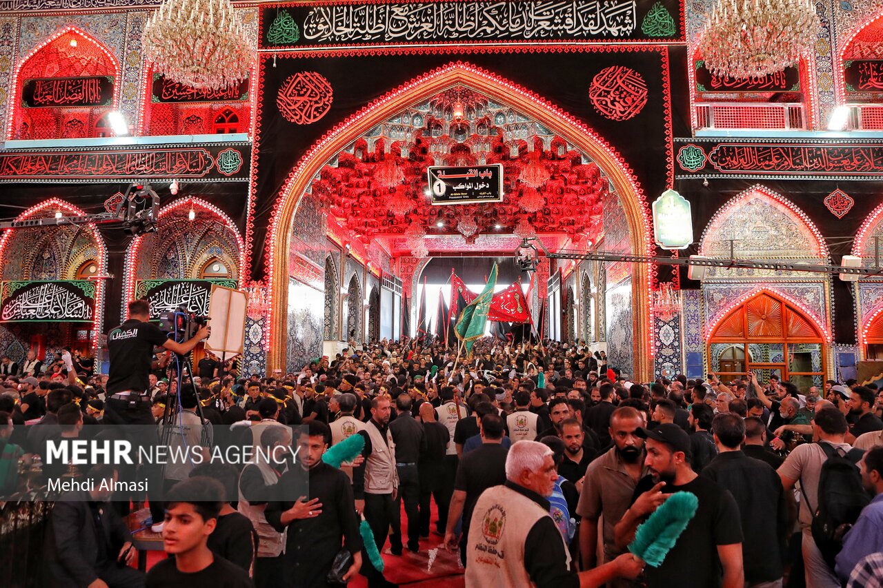 خروش میلیونی امت حسینی در کربلا؛ بینالحرمین سراسر «لبیک یا حسین»