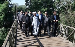 شهرداری مرمت پل چوبی بندر کیاشهر را در دستور کار قرار دهد