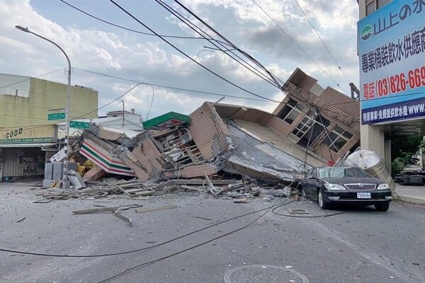 Tayvan'da 7.2 büyüklüğünde deprem Tayvan'da 7.2 büyüklüğünde deprem