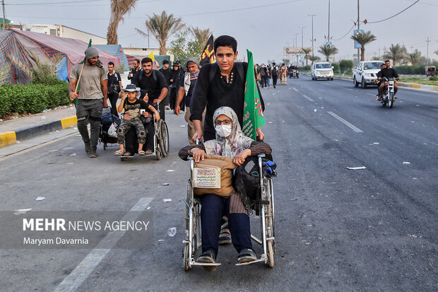 همه گذرنامههای درخواستی طی دو روز آینده ارسال میشود