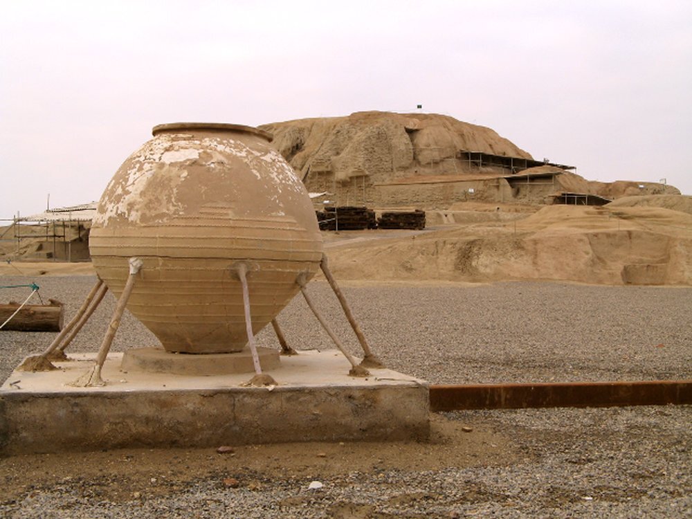 فرشی از تاریخ و طبیعت در شمال اصفهان