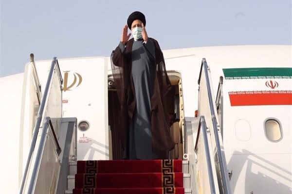 President Raeisi leaves Tehran for New York