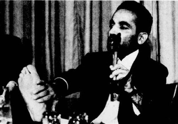 پای رئیس جمهور روی میز سازمان ملل