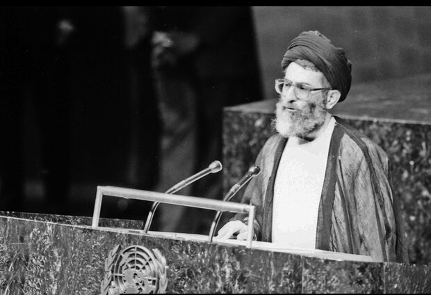 پای رئیس جمهور روی میز سازمان ملل