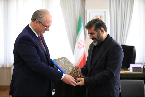 دولت مردمی ایران دنبال تقویت ارتباط با کشورهای دوست است
