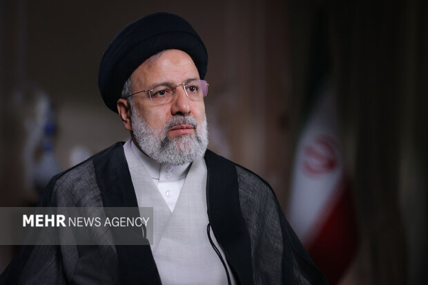 الرئيس الإيراني يعزي بوفاة الشيخ عفيف النابلسي