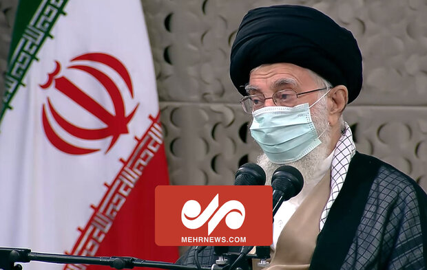 بازگویی بخشی از خطابه امام خمینی(ره) به بسیجیان توسط رهبر انقلاب بازگویی بخشی از خطابه امام خمینی(ره) به بسیجیان توسط رهبر انقلاب