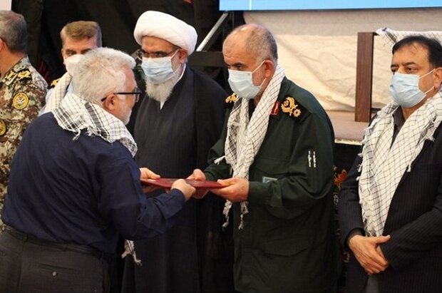 پیشکسوتان دفاع مقدس استان بوشهر تجلیل شدند