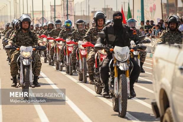 مراسم رژه نیروهای مسلح - یزد